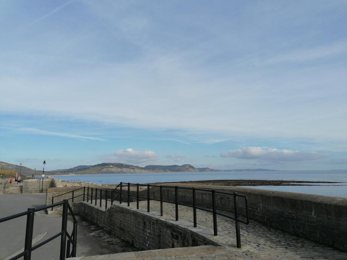 The Royal Lion Hotel Lyme Regis Extérieur photo